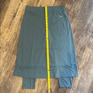 Like SNOGA Athletic Skirt size Medium